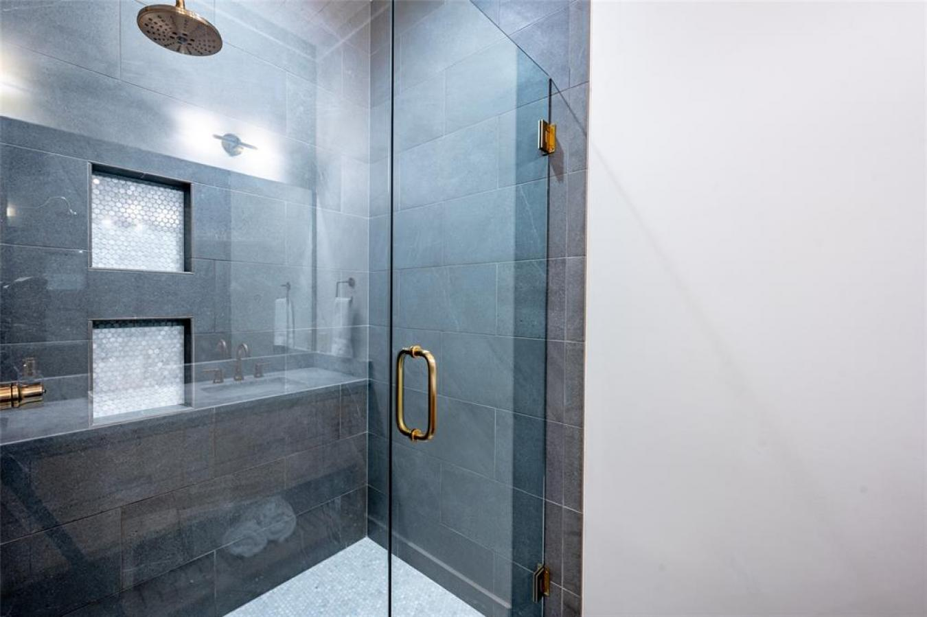 property-image-23