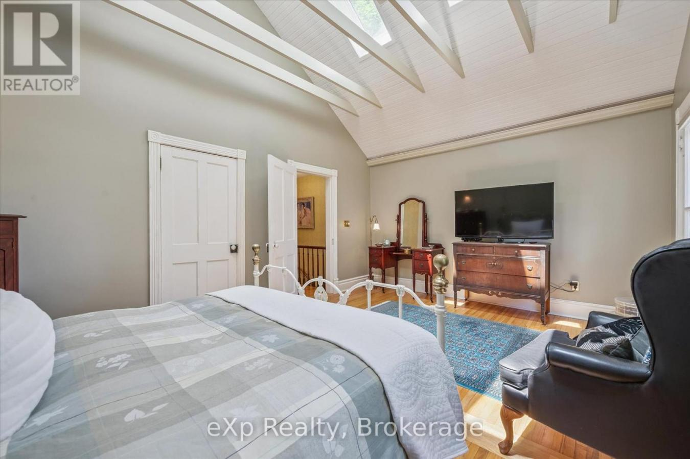 property-image-37
