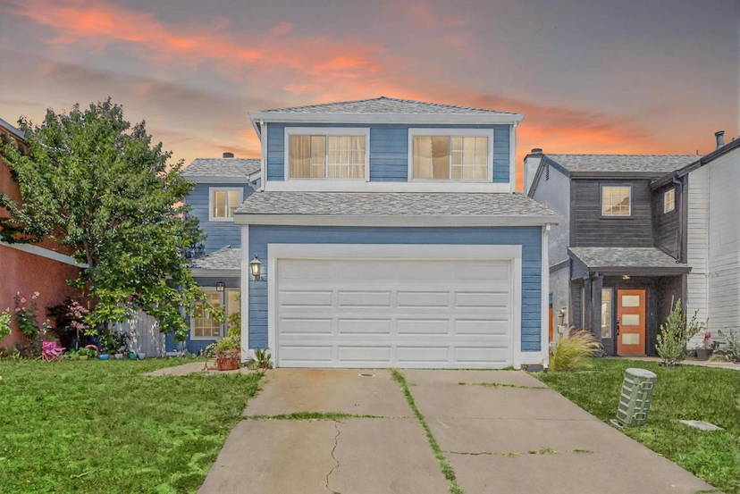 5045 N Laguna Drive,