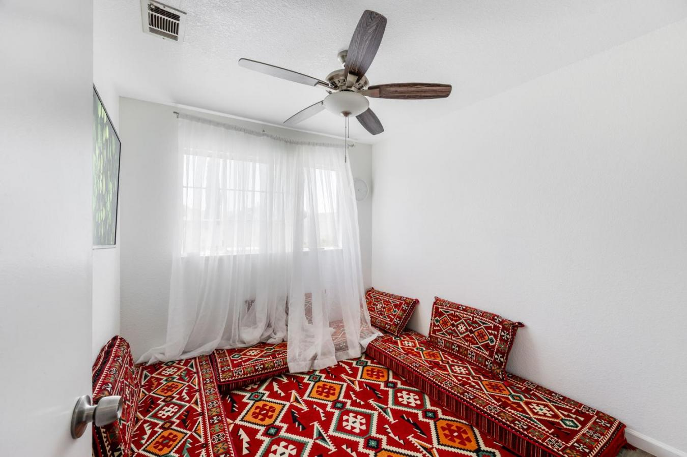 property-image-35