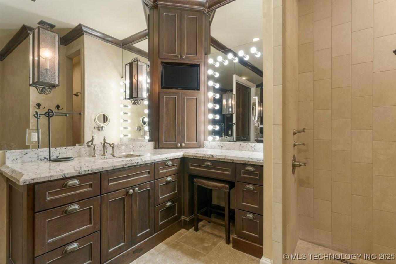 property-image-36