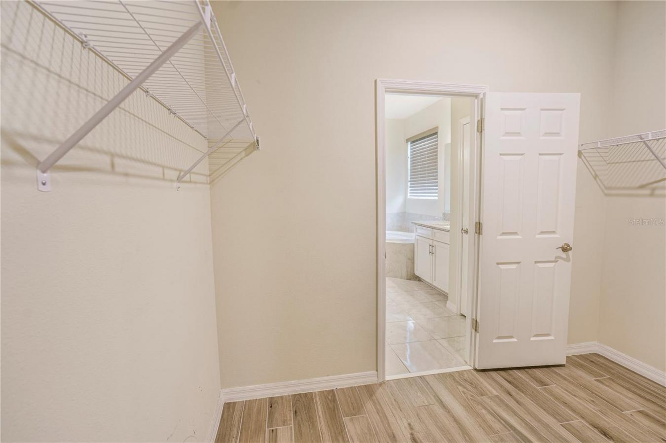 property-image-32