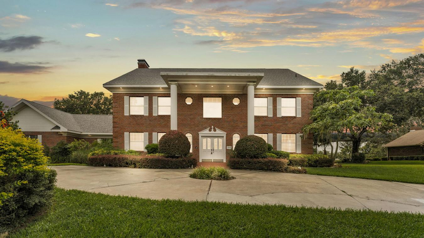 6948 Hayter Drive