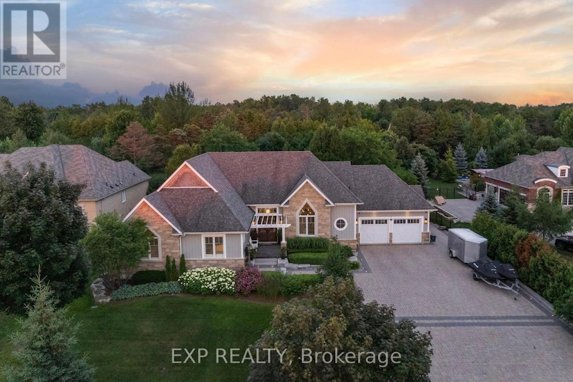 3 WOLFORD COURT