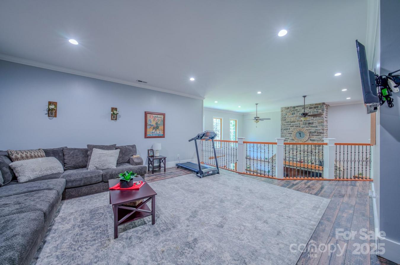 property-image-32