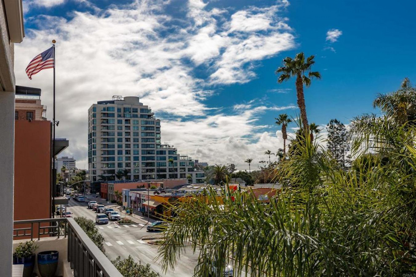 3275 5th Avenue 305