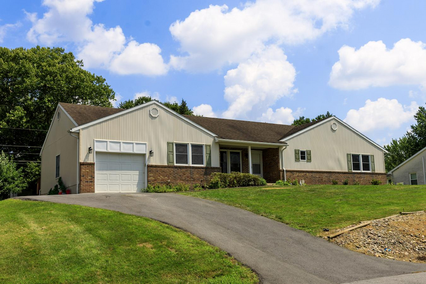 13929 Green Mountain Drive