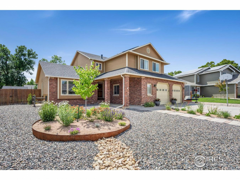 904 Pine Drive,