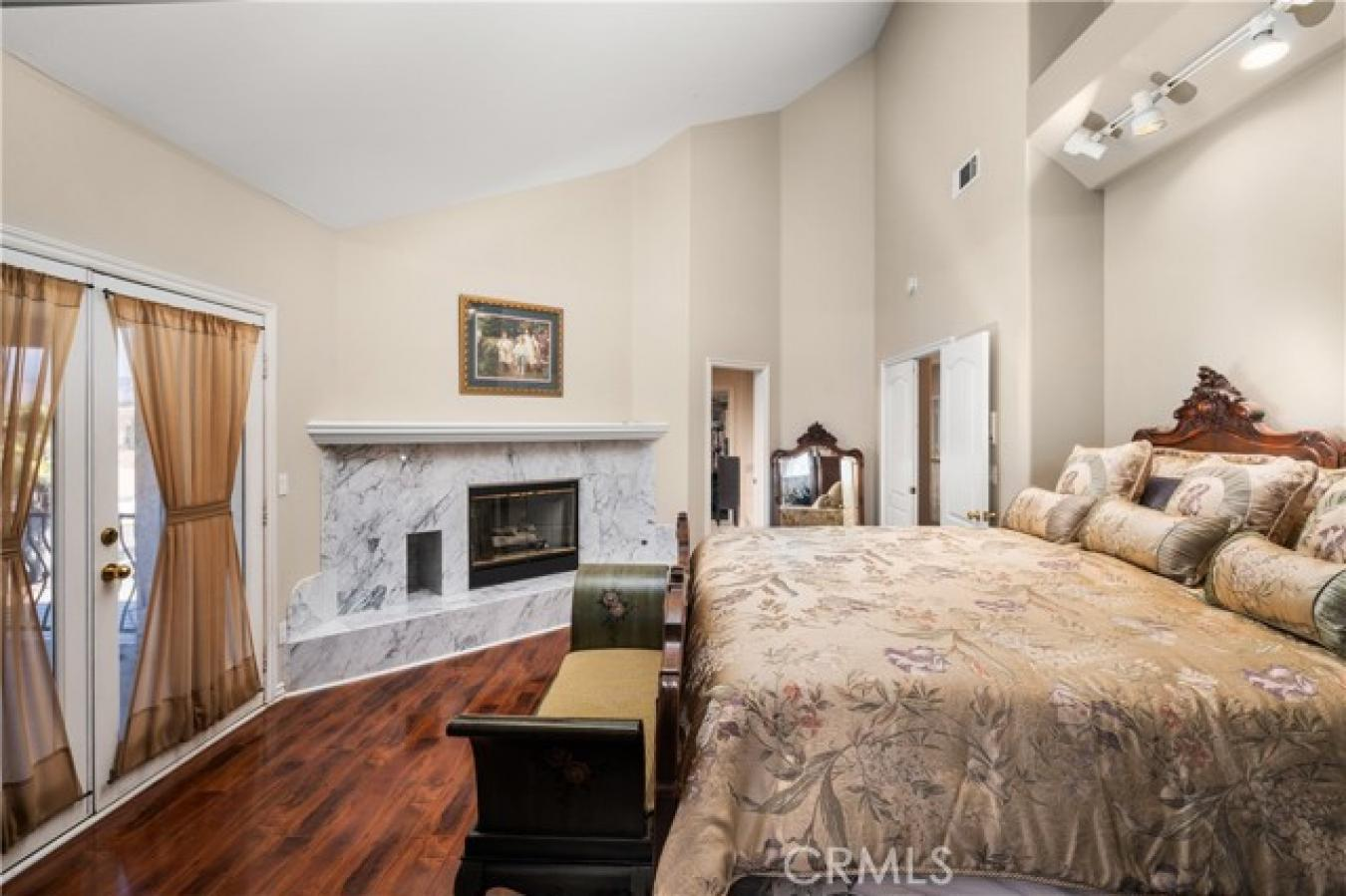 property-image-32