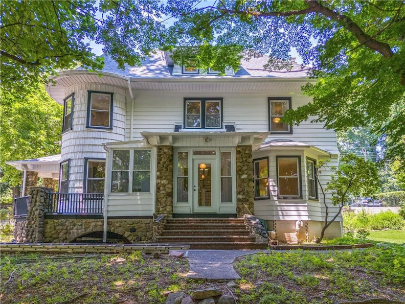 150 Douglas Road