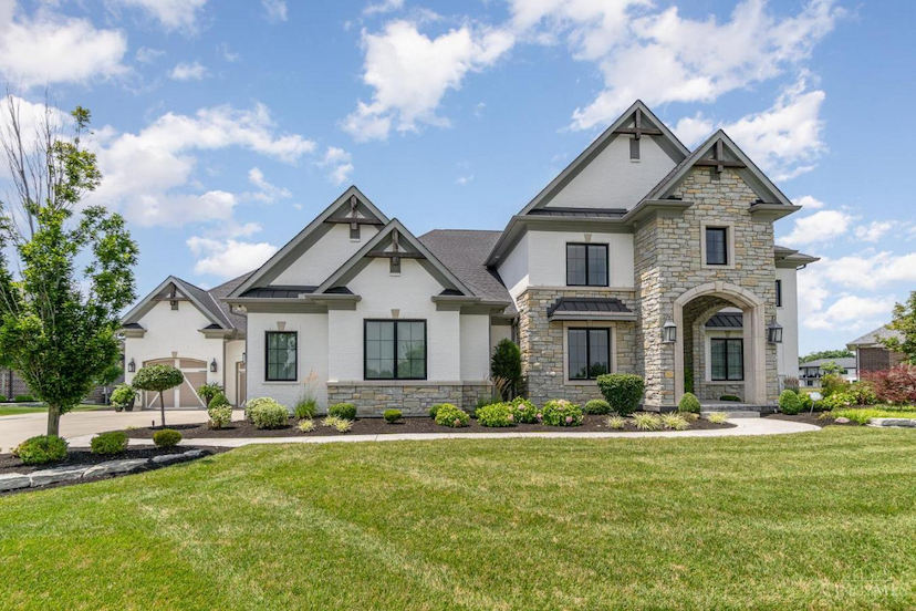 8659 Coveview Court