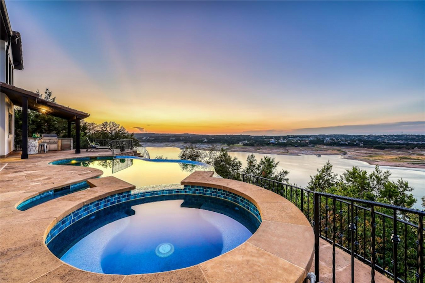 1208 Watercliffe Drive