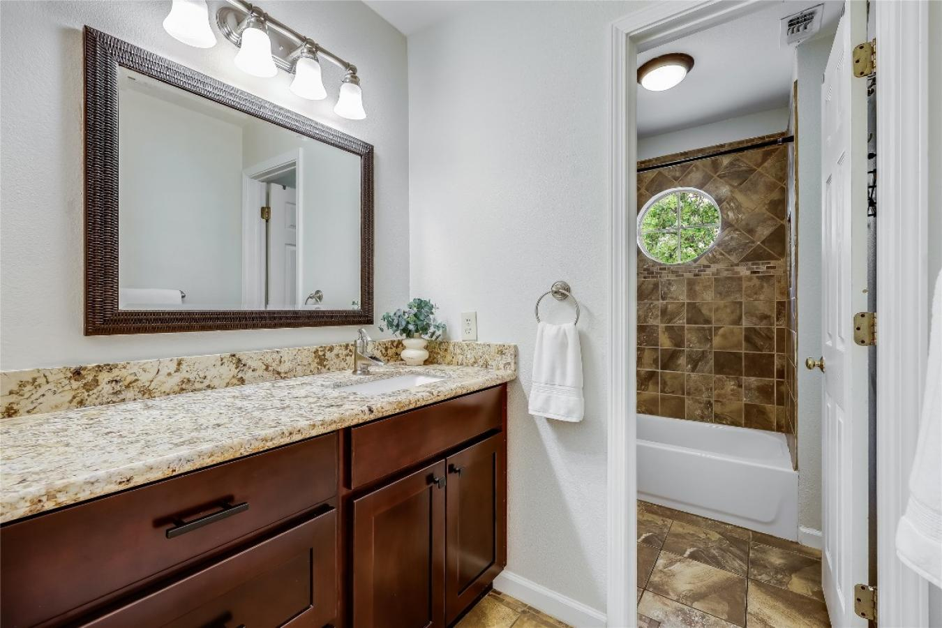 property-image-8