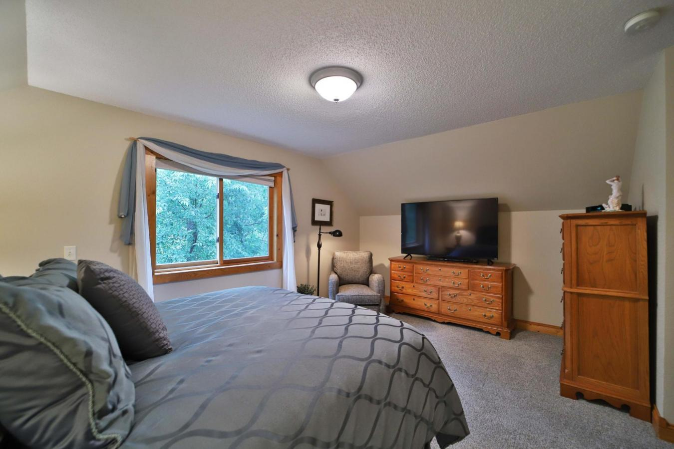 property-image-32
