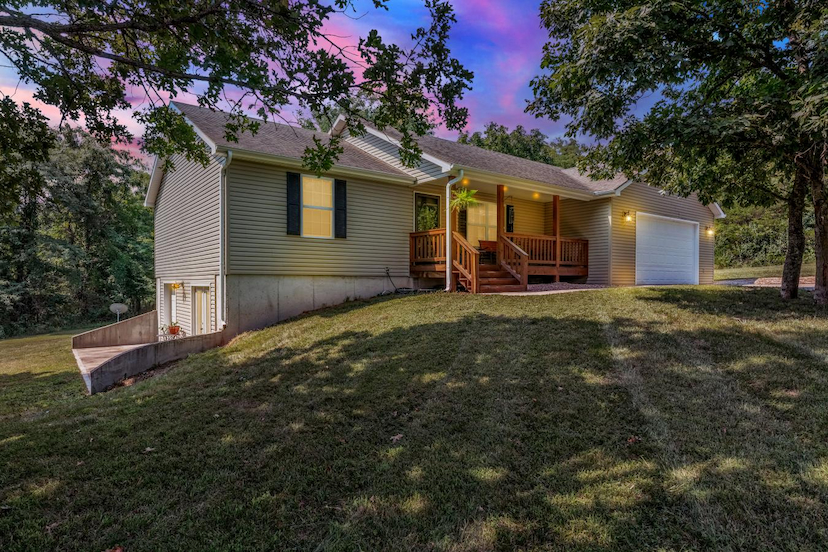 19394 Rolling Hills Road