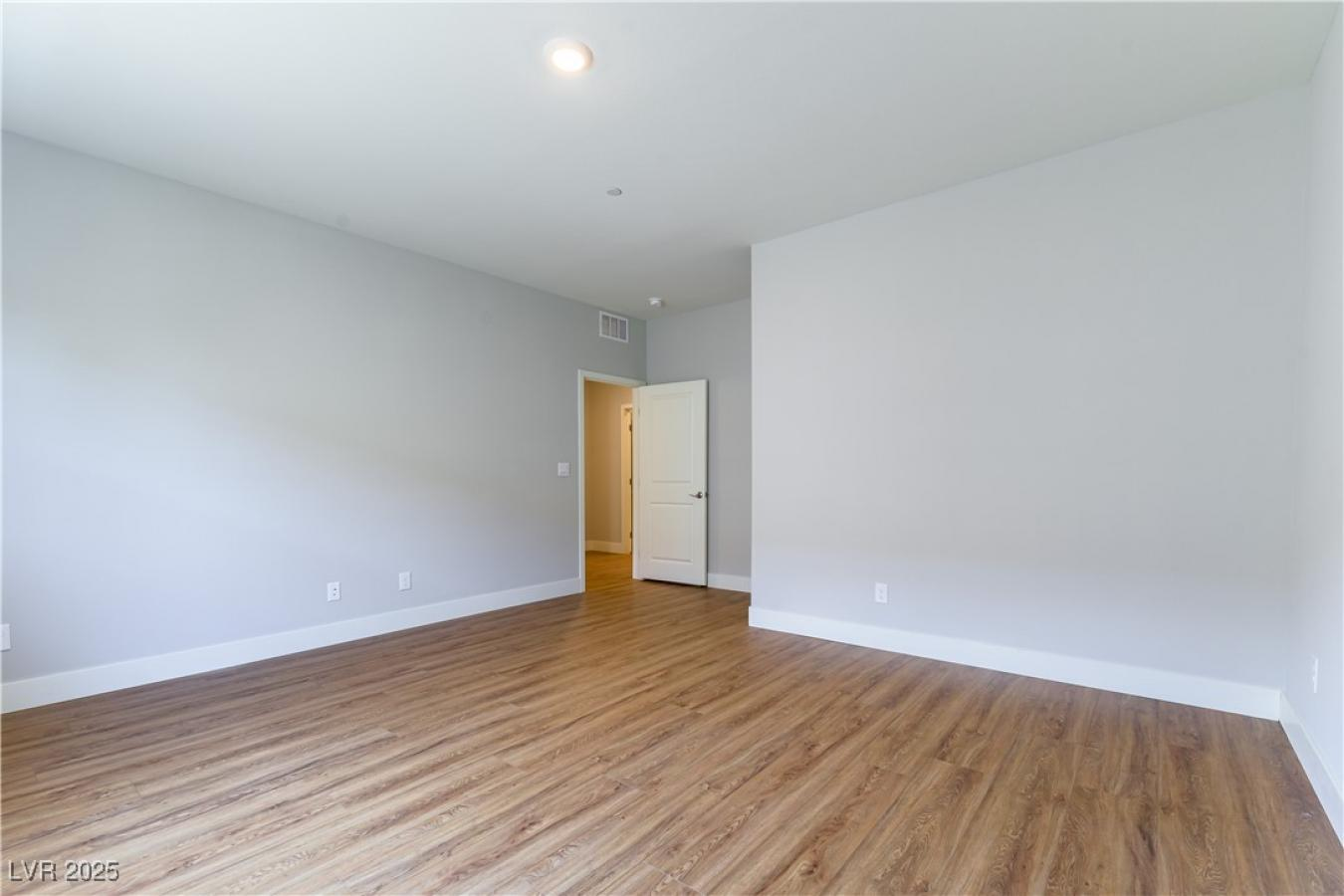 property-image-22