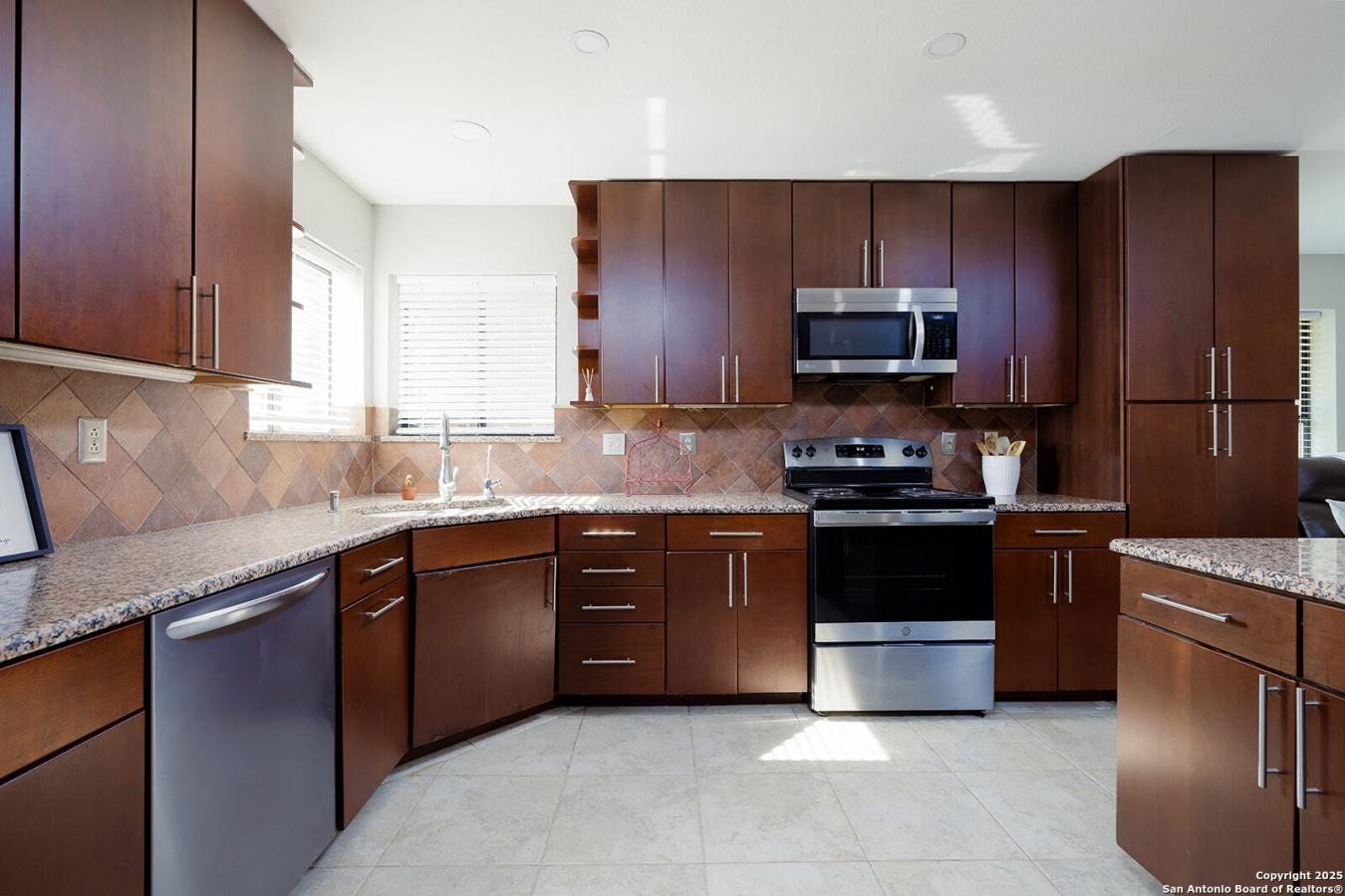 property-image-35