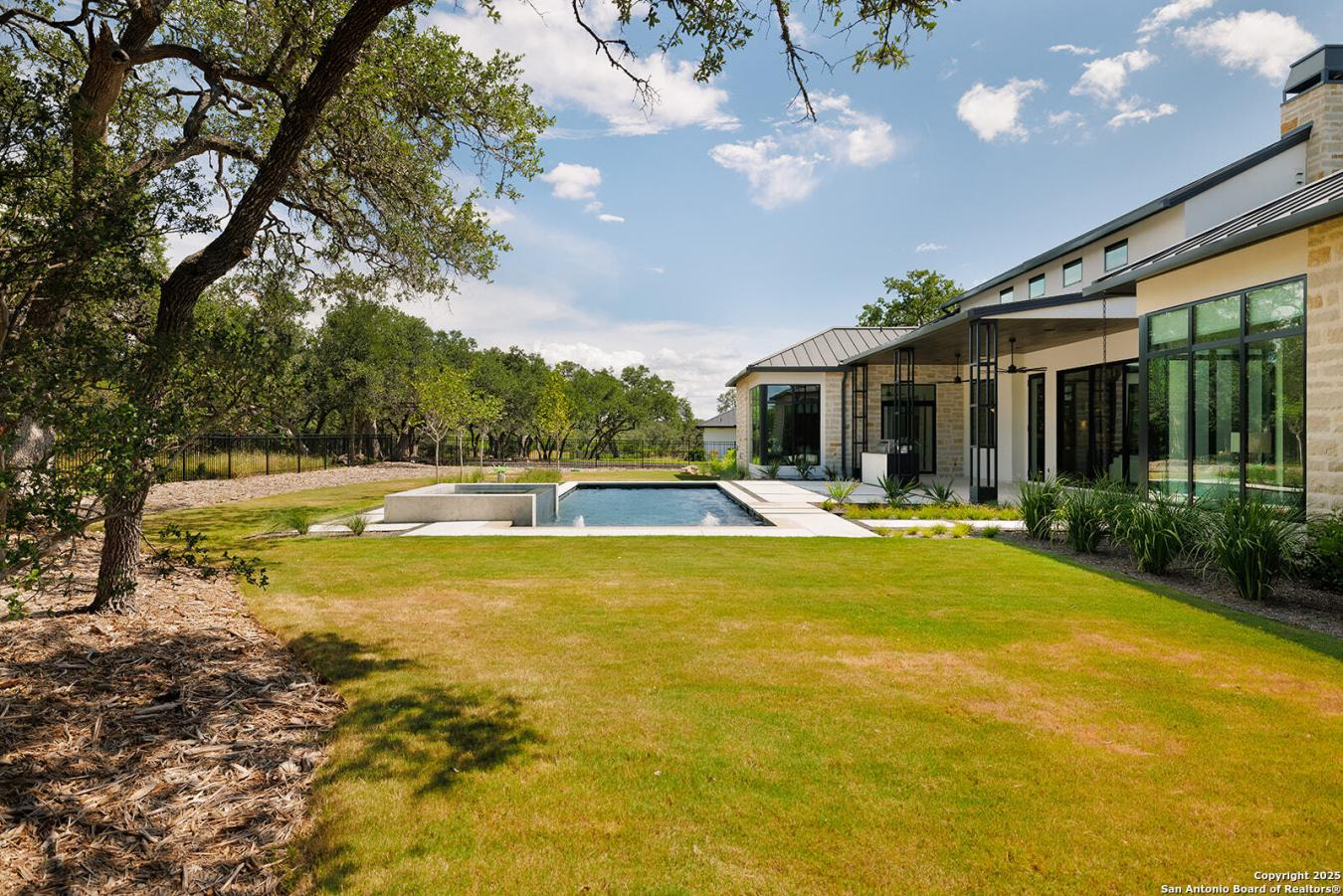 property-image-9