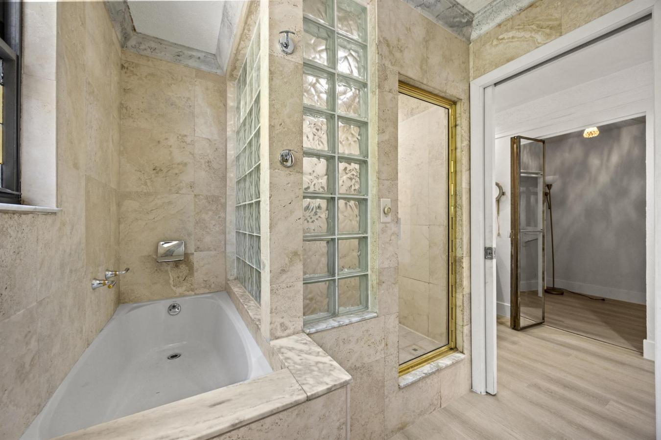 property-image-26