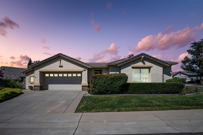 1728 Leander Lane