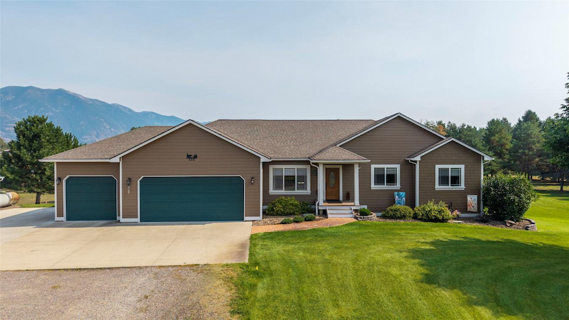 115 Scotch Pine Lane