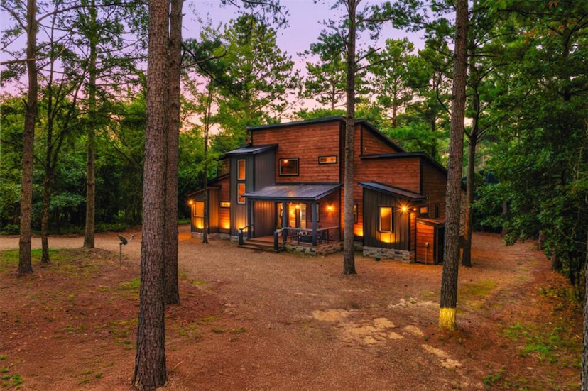 1543 Catfish Bay