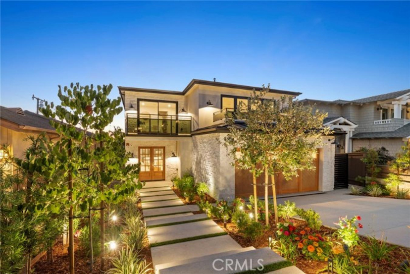 3517 Walnut