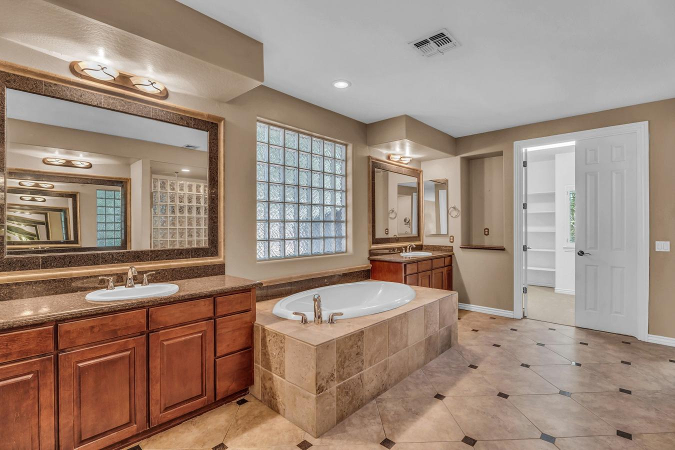 property-image-13
