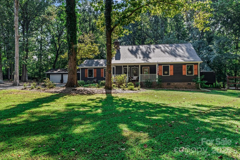 2540 Bain Farm