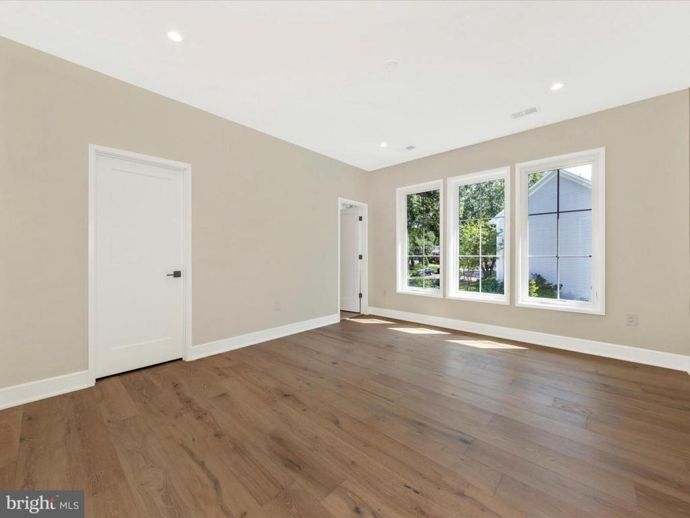 property-image-35