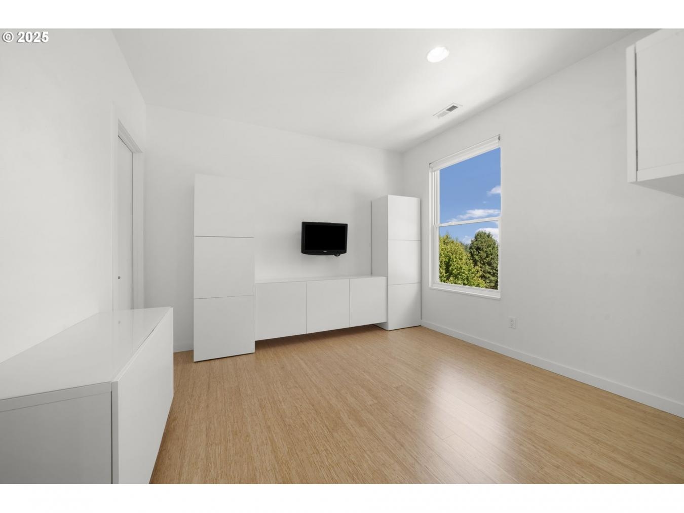 property-image-32