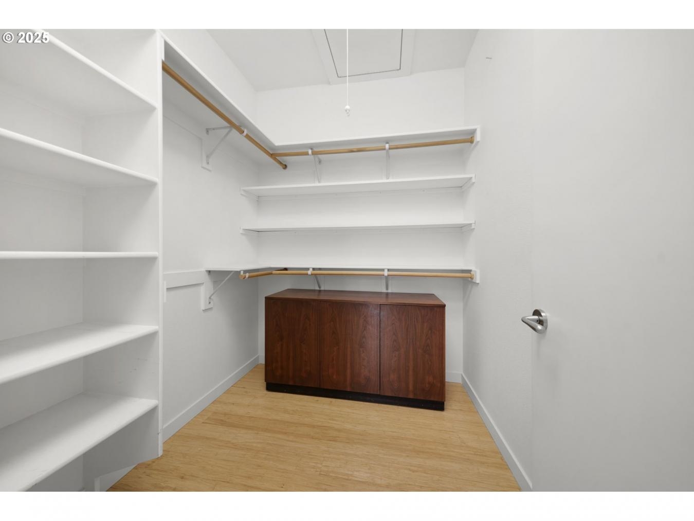 property-image-35