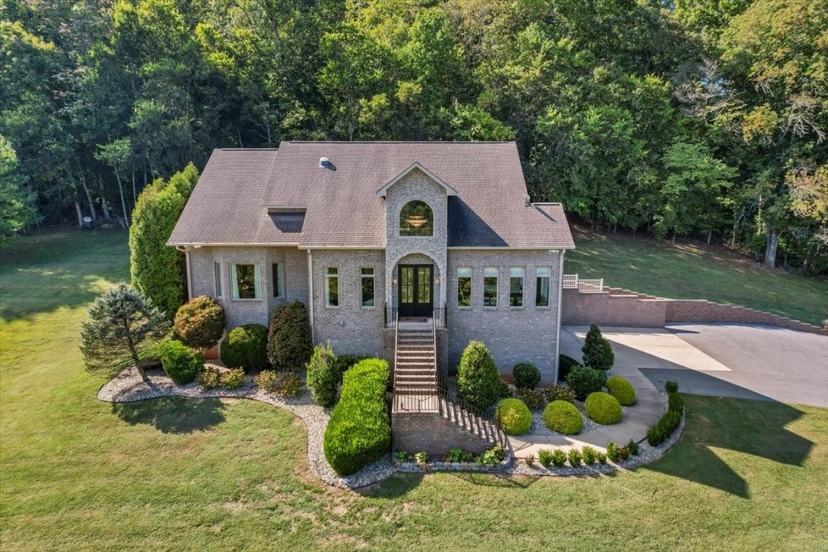 7478 River Road Pike