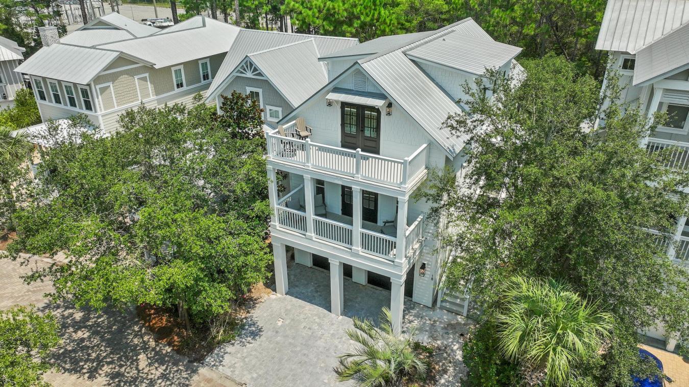 Newly Renovated Seagrove Home + Luxury Apartment