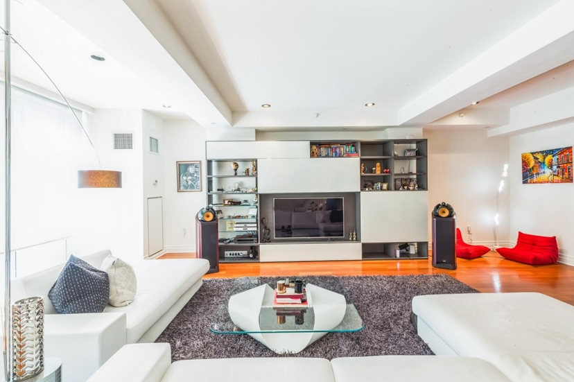 135 West 14th Street  #3