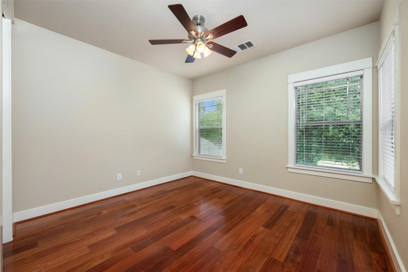 property-image-32