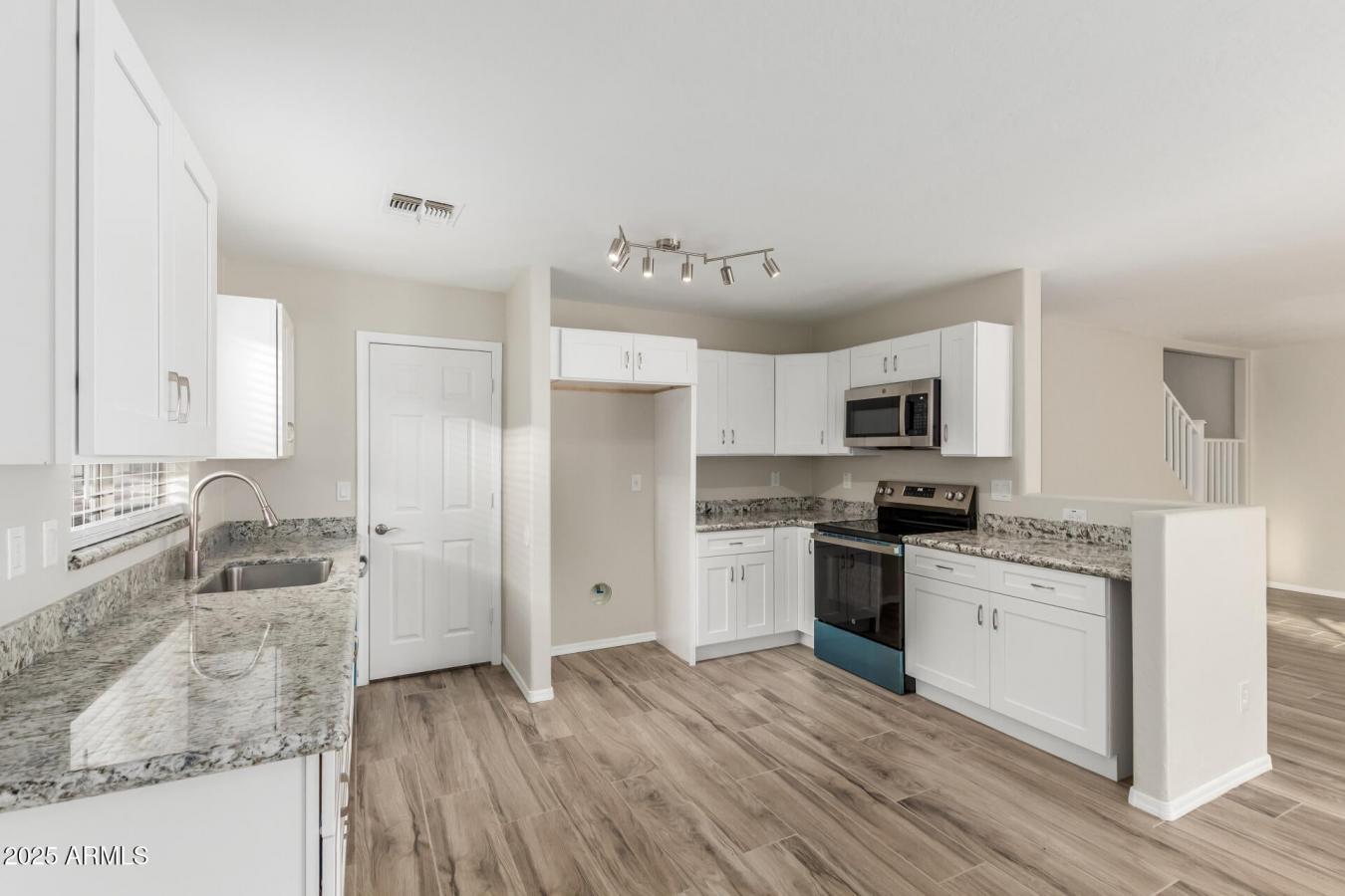 property-image-11