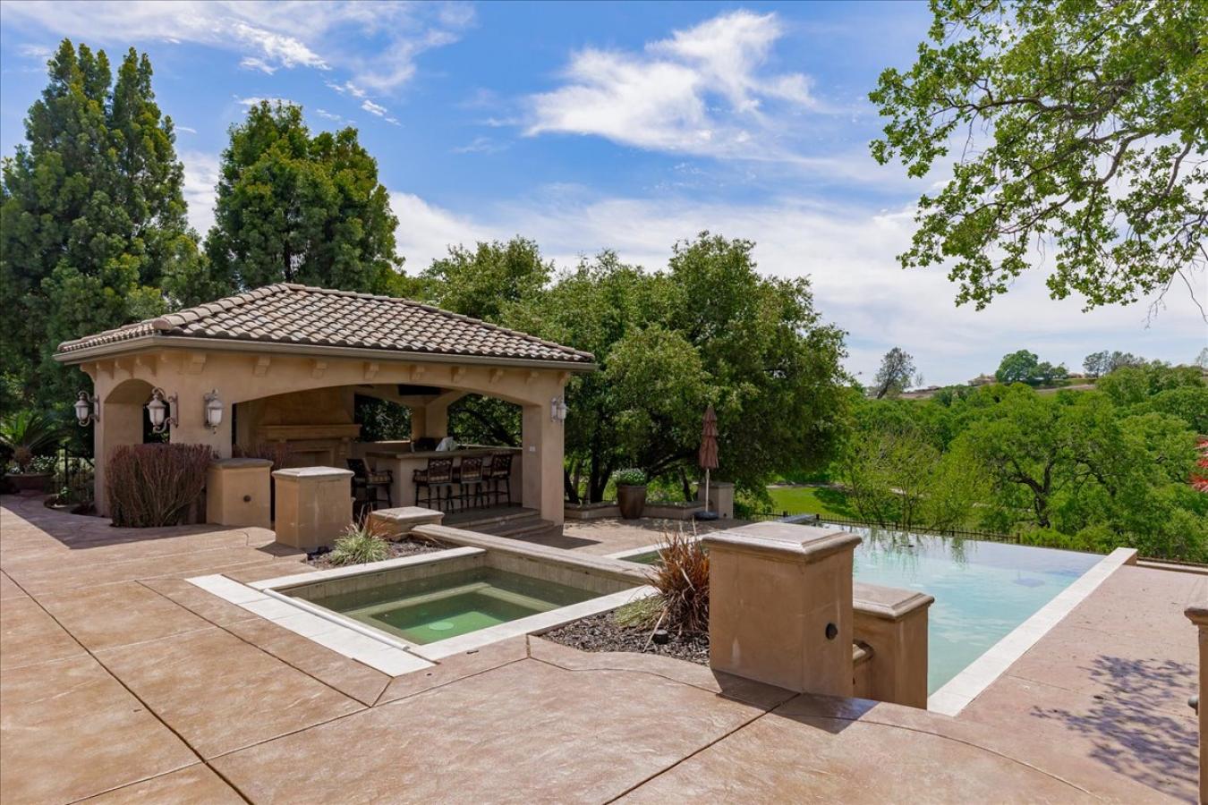 property-image-32