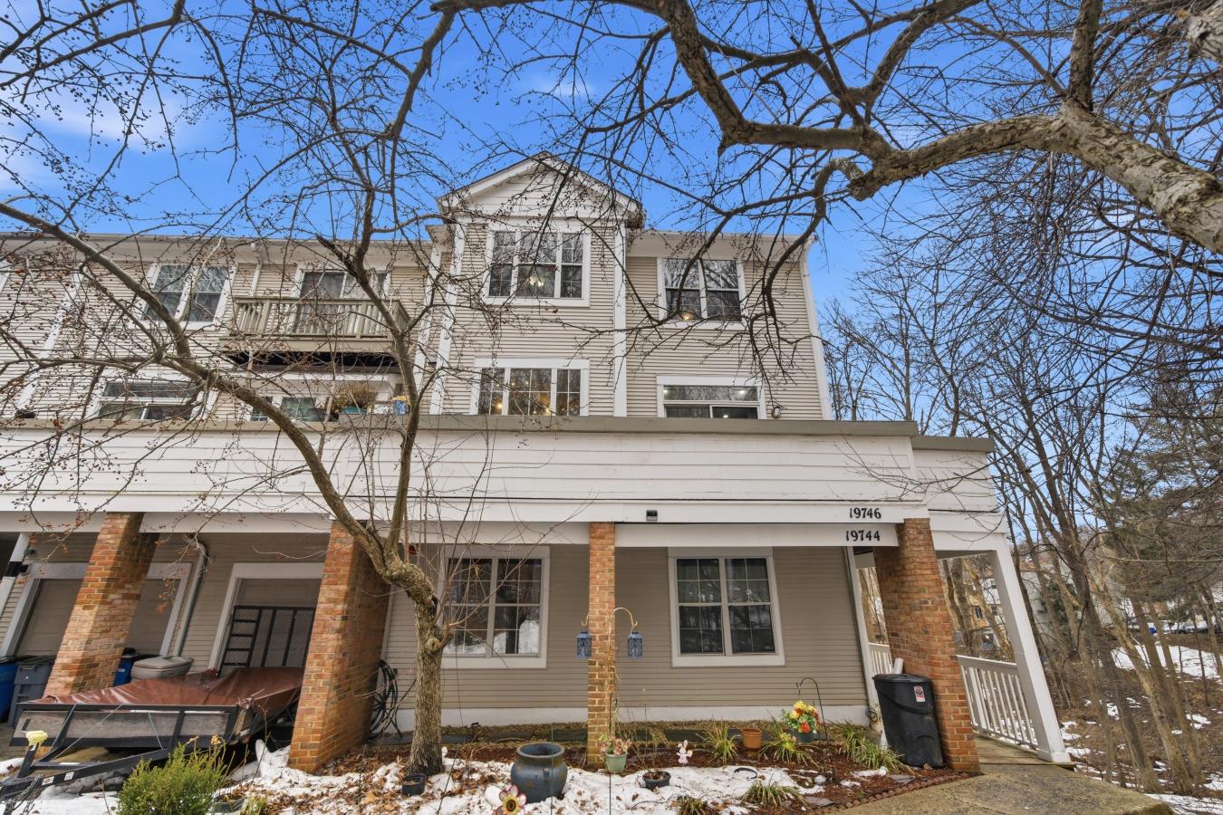 19744 Crested Iris Way