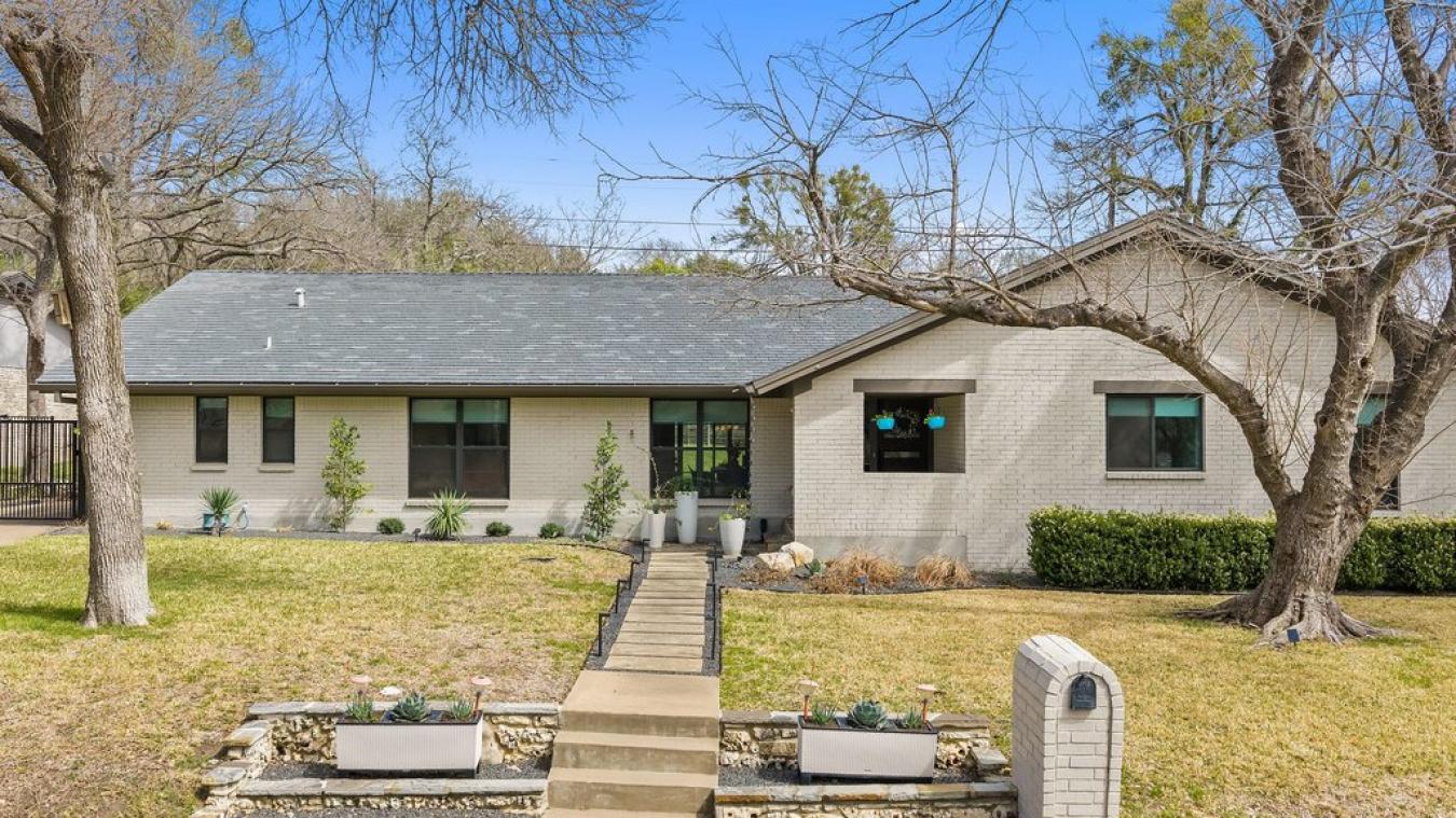 9421 Spring Hollow Drive
