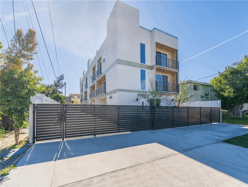 712 1/2 N Chestnut Avenue