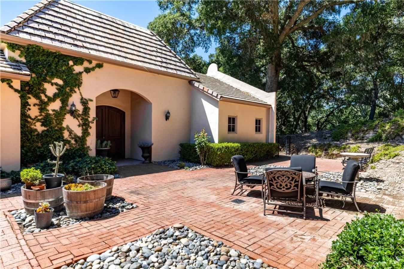 property-image-11