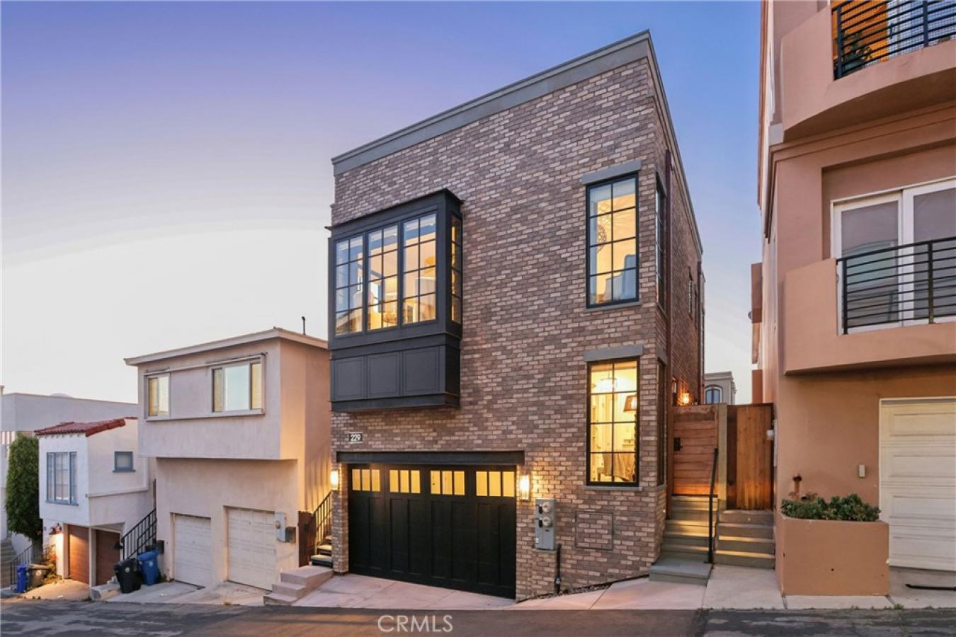 229 Marine Place