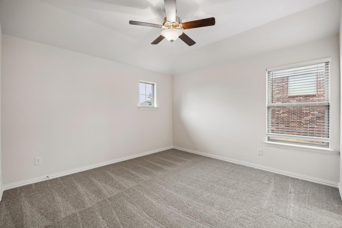 property-image-32