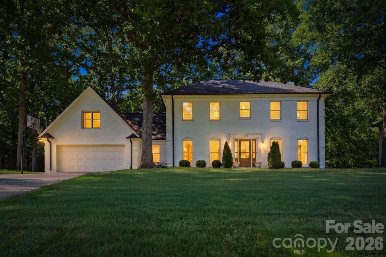 1015 Thistle Court