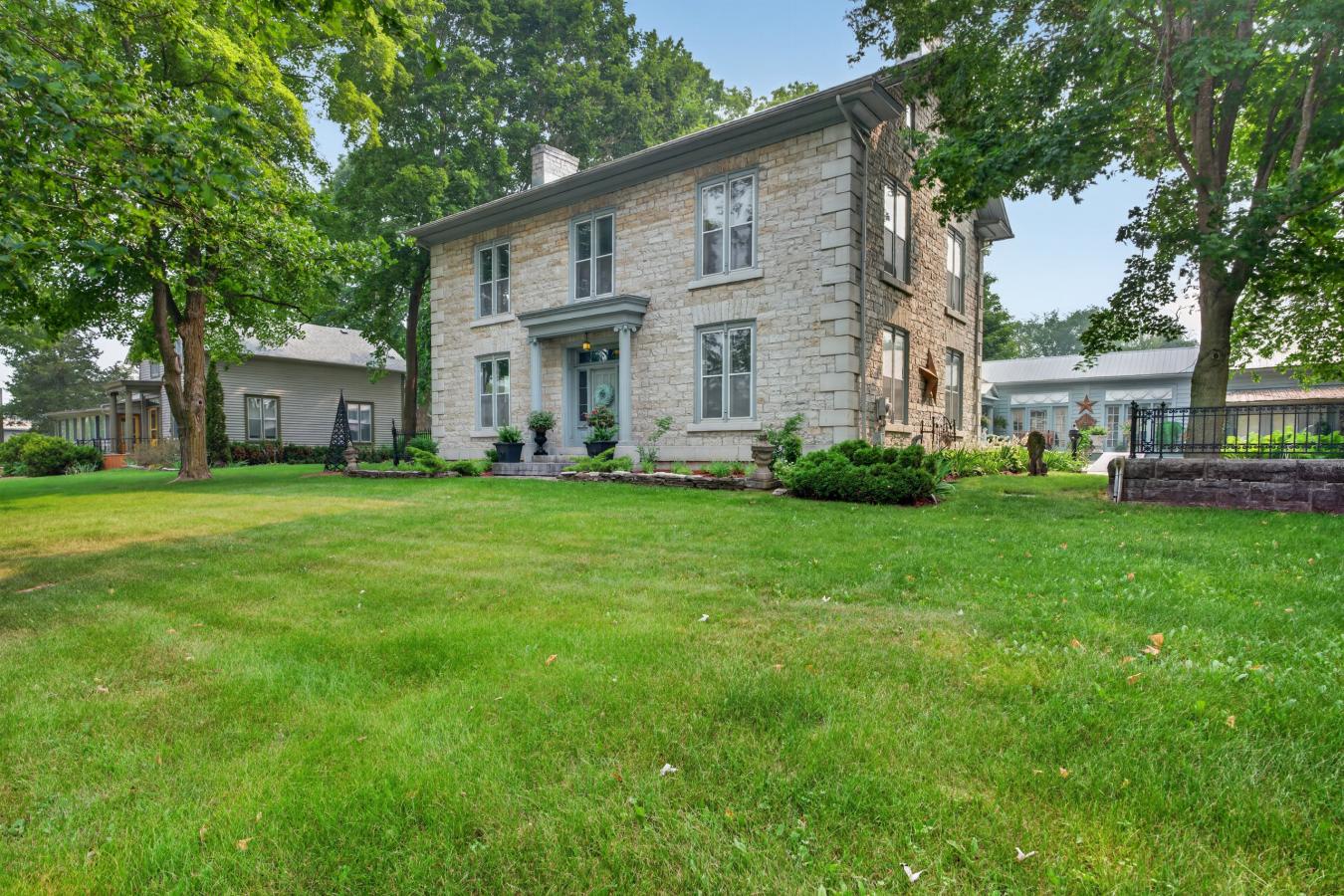 Luxury home or hospitality and event investment