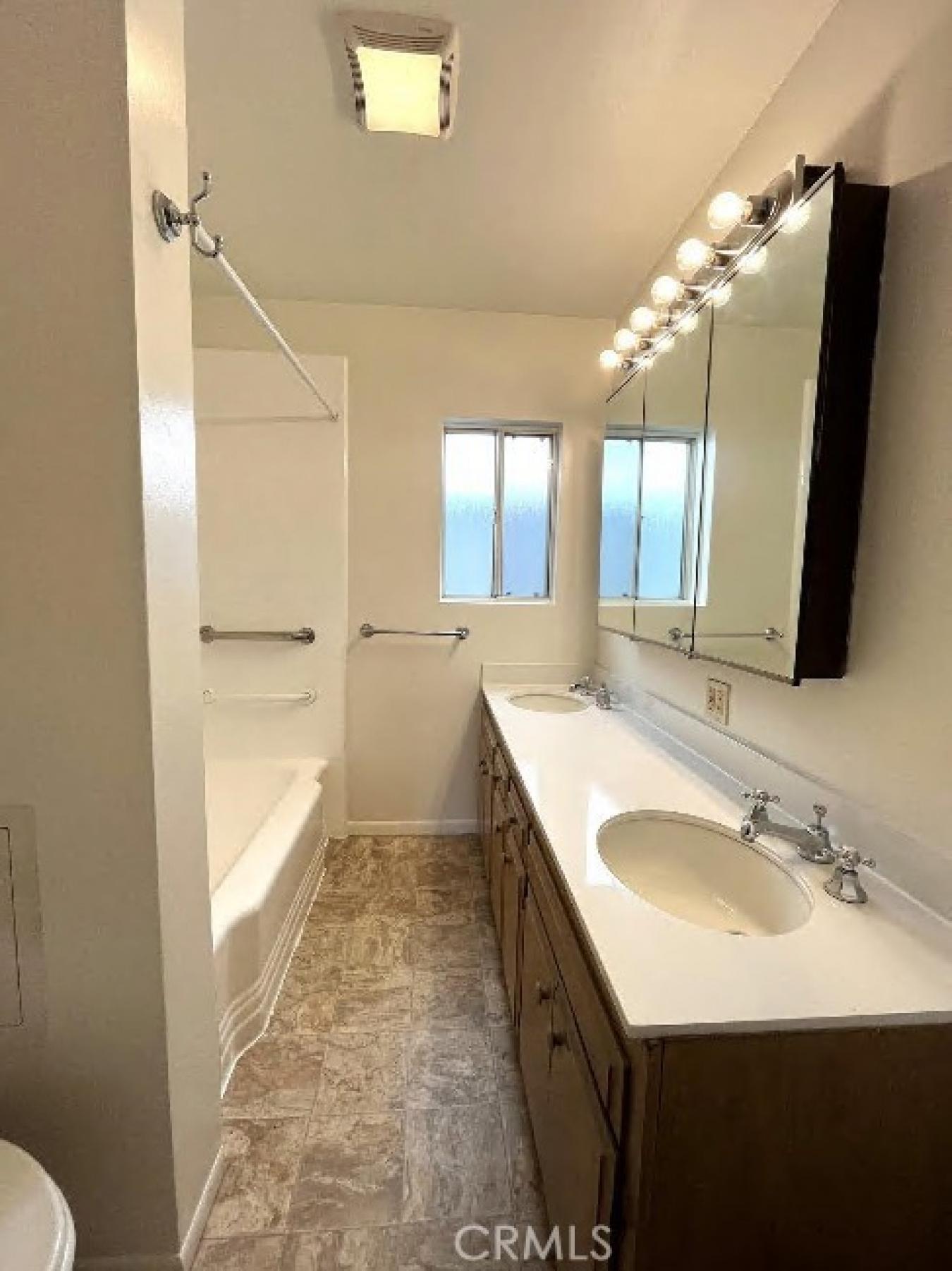 property-image-11