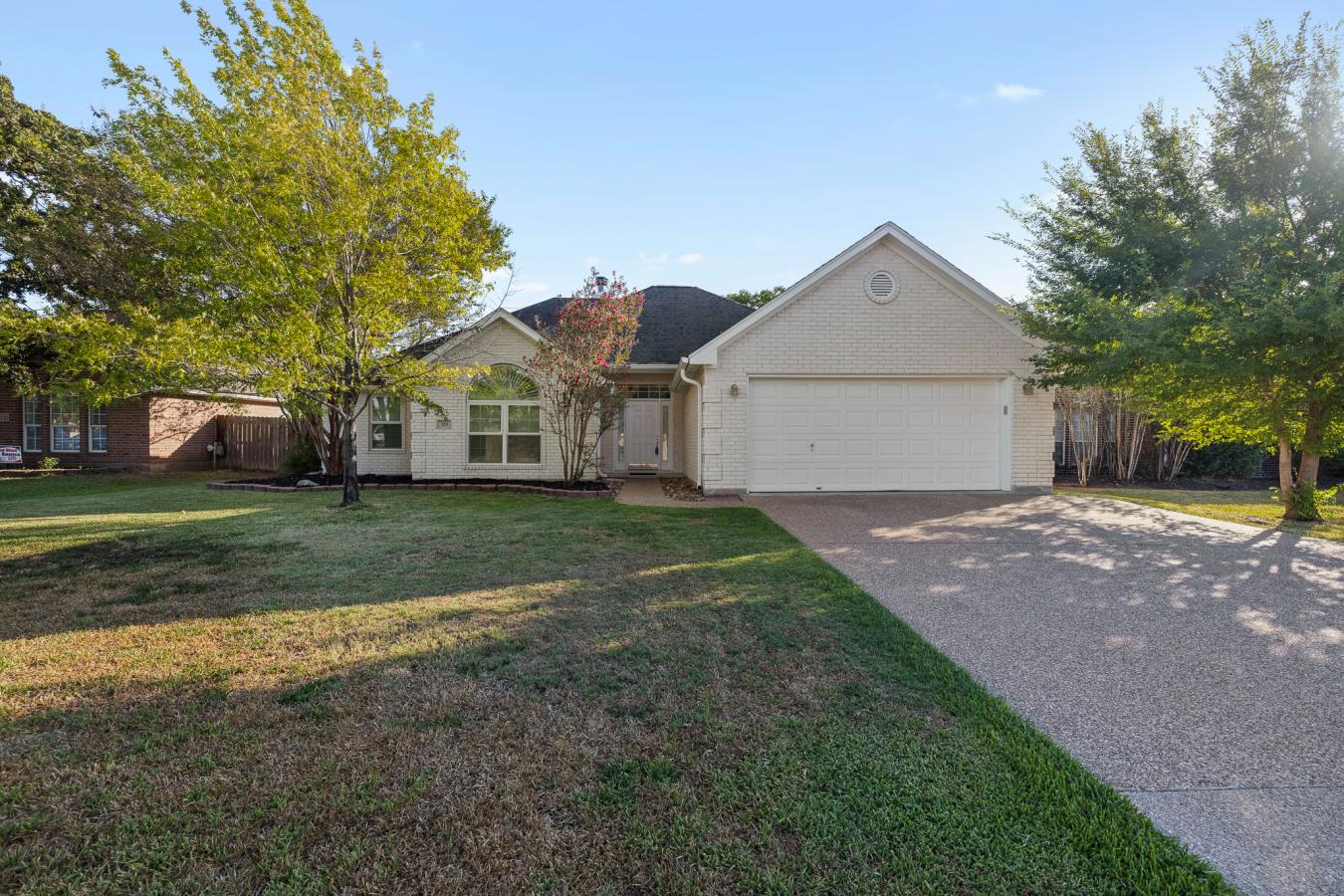 328 Landsburg Lane