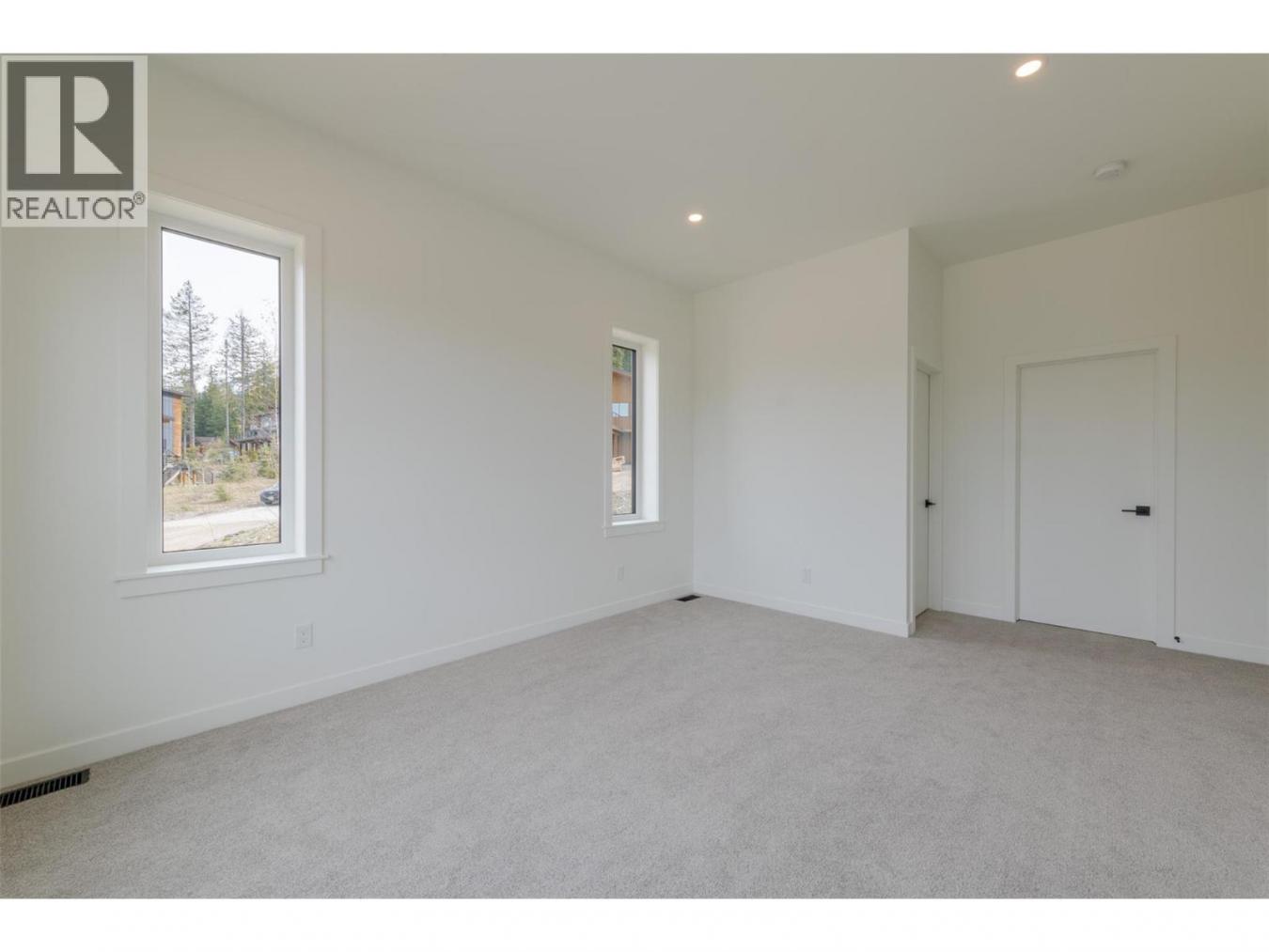 property-image-35