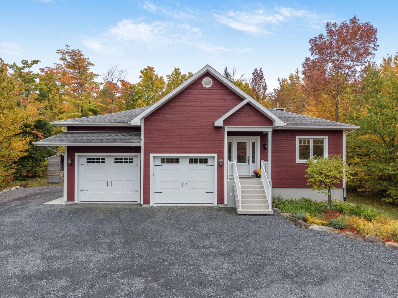 The Art of Living Near Mont-Orford